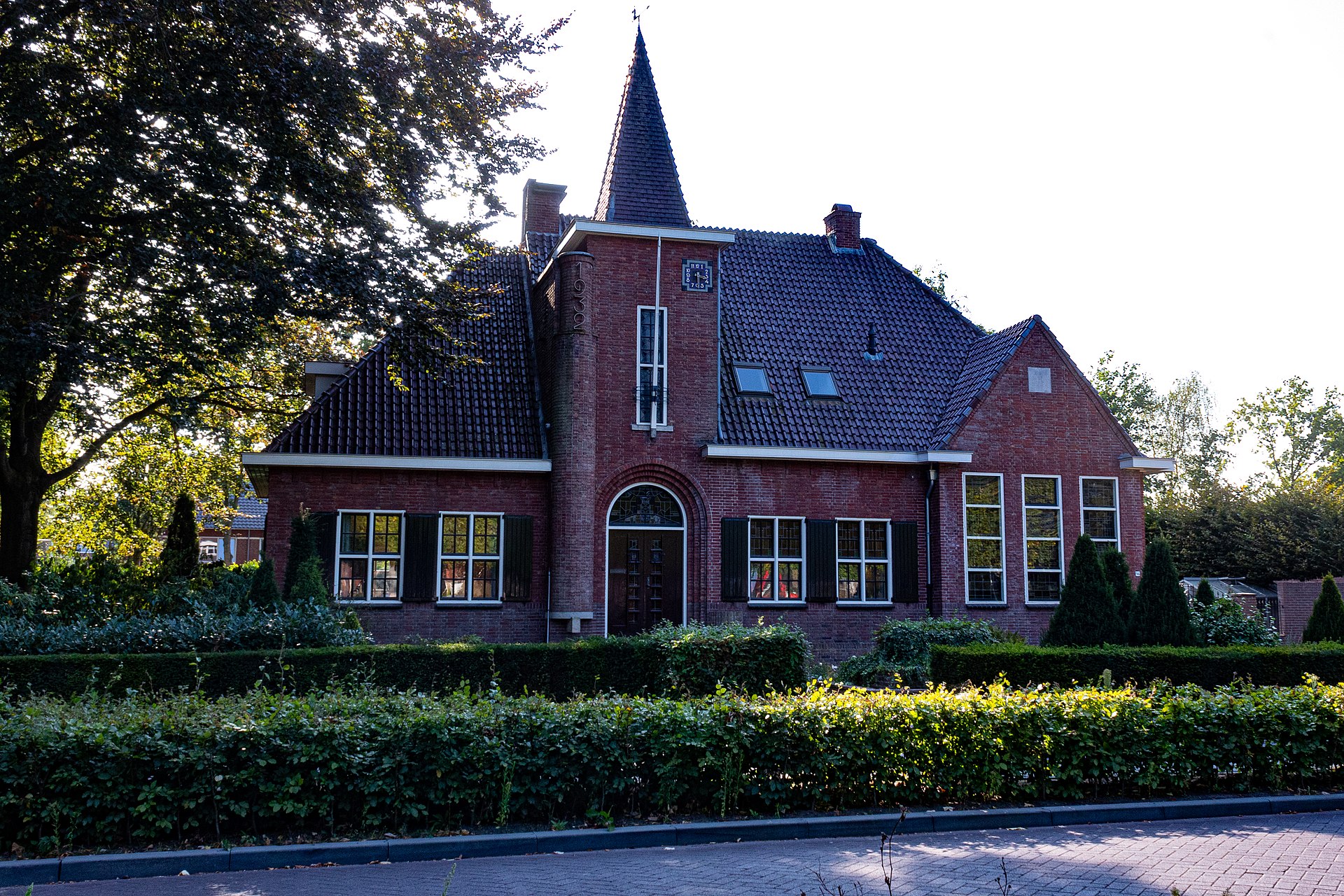 Het oude raadhuis in Berkel-Enschot | Foto: Gijs Franken / Omroep Tilburg Container huren Berkel-Enschot