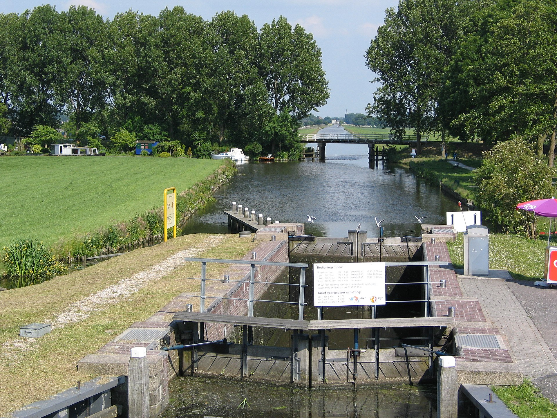 Container huren De Hoef Sluis in de Hoef