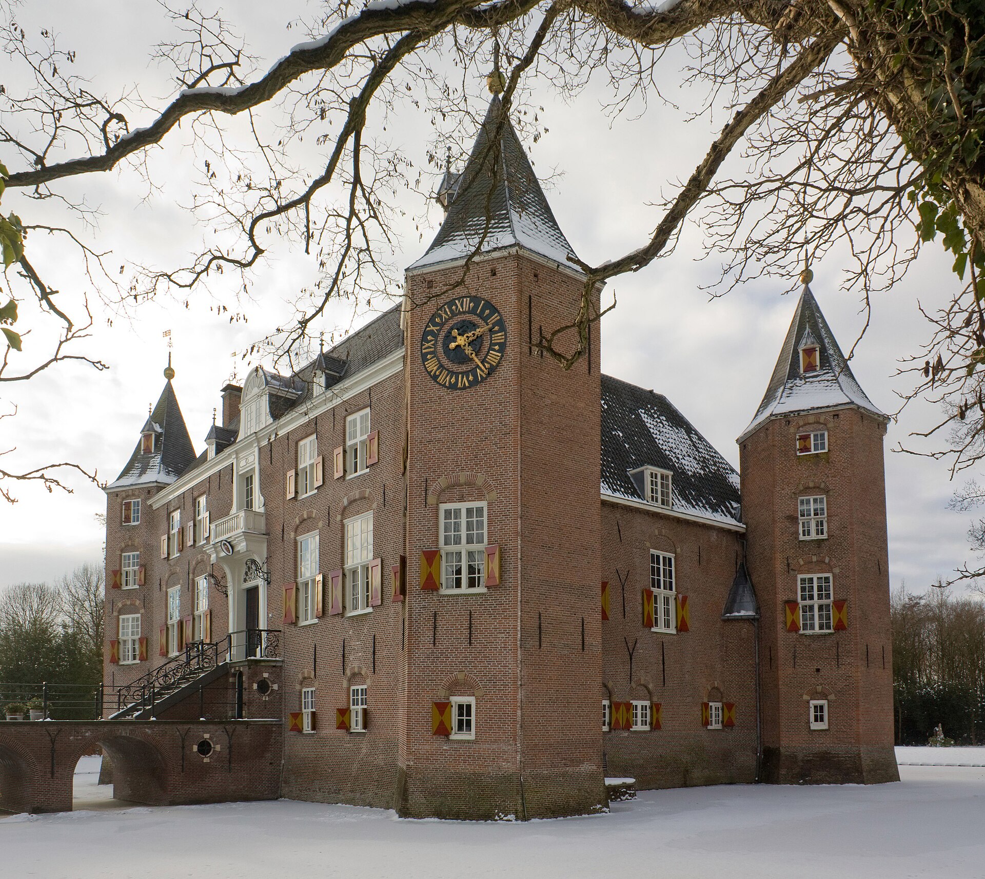 Container huren Nederhorst den Berg Kasteel de Nederhorst op de foto in het sneeuw