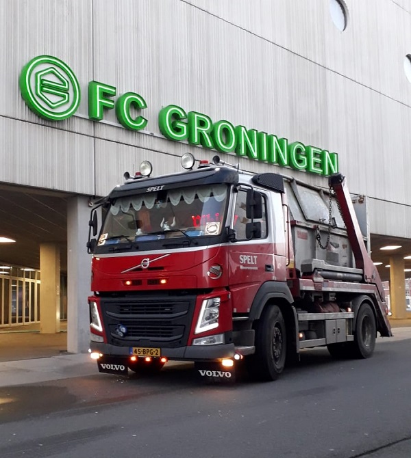Dennis-FC-Groningen-Euroborg-bijgesneden-1