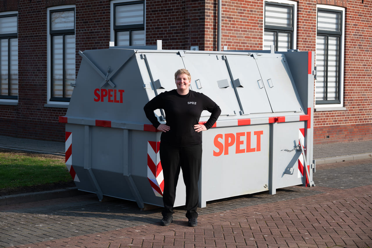 16899-beeld-spelt-containers-sarah-026 (1)